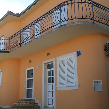 Apartment Albert