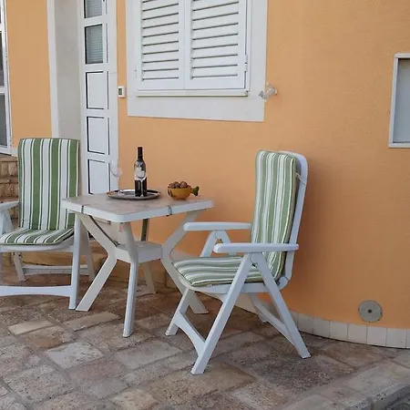 Apartman Albert *
